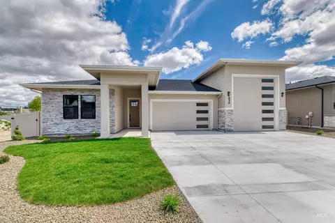 Exterior - 856 N Nolina Ave, Eagle, ID 83616 photo 2 of 9