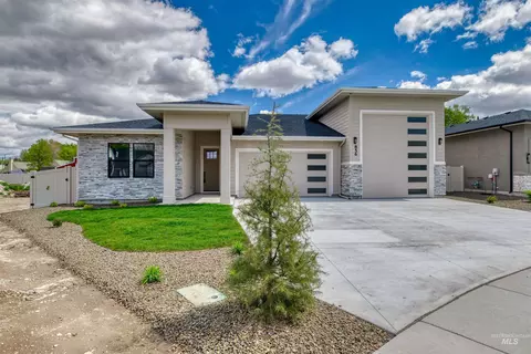Exterior - 856 N Nolina Ave, Eagle, ID 83616 photo 1 of 9