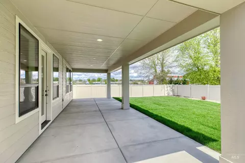 Exterior - 856 N Nolina Ave, Eagle, ID 83616 photo 8 of 9
