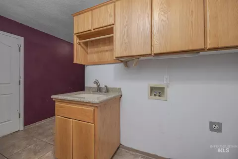 Other - 1200 Hoffman Dr, Vale, OR 97918 photo 3 of 10