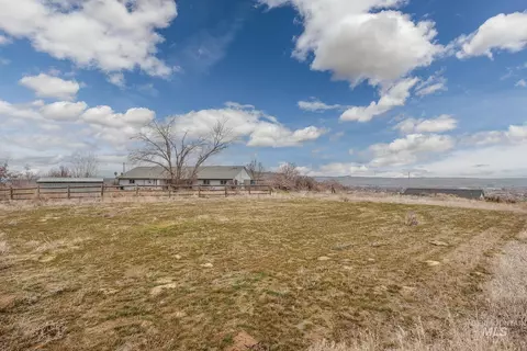 Exterior - 1200 Hoffman Dr, Vale, OR 97918 photo 15 of 15