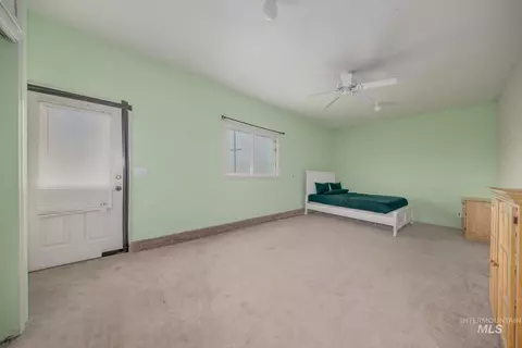 Bedroom - 1200 Hoffman Dr, Vale, OR 97918 photo 4 of 6
