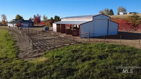 Exterior - 26938 Breakaway Ln, Caldwell, ID 83607 photo 3 of 10