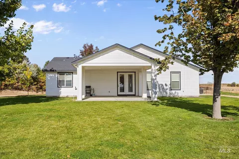 Exterior - 26938 Breakaway Ln, Caldwell, ID 83607 photo 8 of 10