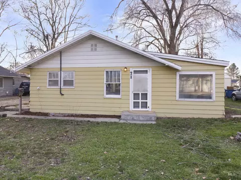 71 N Yale St, Nampa, ID 83651