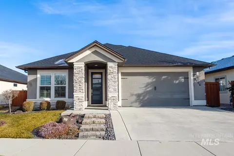 9736 W Wildbranch Dr, Star, ID 83669