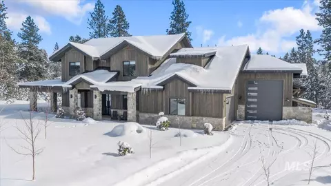 18 Arnica Ln, Mccall, ID 83638
