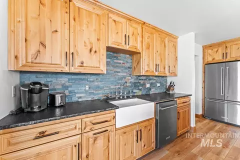 Kitchen - 2132 Corral Rd, Emmett, ID 83617 photo 5 of 5