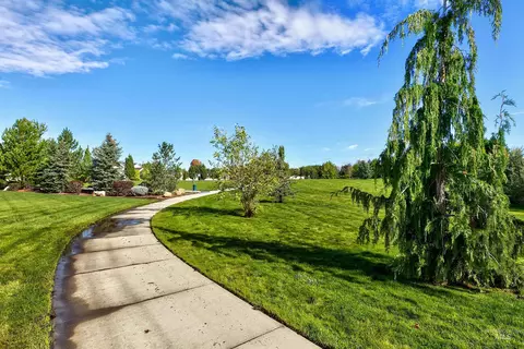 2248 E Sadie Dr, Eagle, ID 83616 photo 32