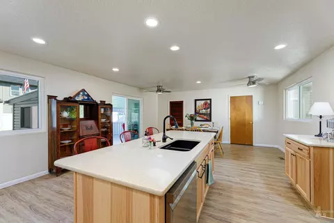 2248 E Sadie Dr, Eagle, ID 83616 photo 8