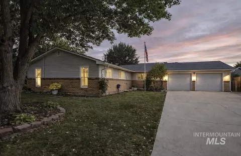 2248 E Sadie Dr, Eagle, ID 83616