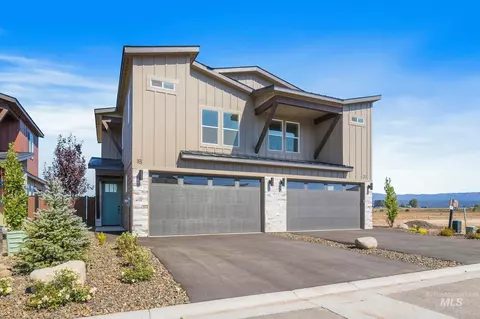 Exterior - 24 Bridger St, Cascade, ID 83611 photo 2 of 7