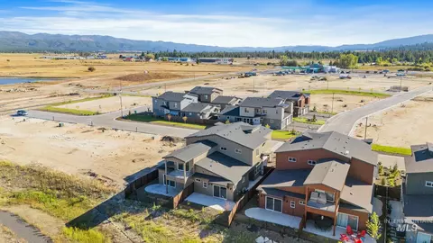 View/Area - 24 Bridger St, Cascade, ID 83611 photo 4 of 4