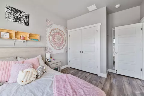 Bedroom - 1005 Kenbrook Loop, Twin Falls, ID 83301 photo 2 of 5