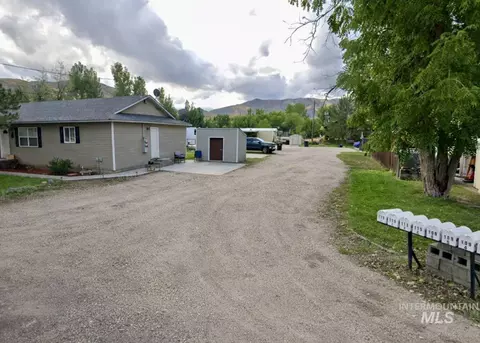 109 Adams St, Horseshoe Bend, ID 83629