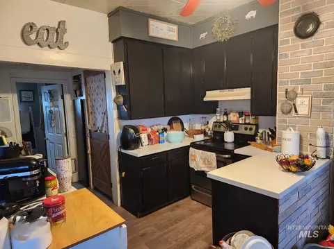 Kitchen - 1875 Mclay Rd, Vale, OR 97918 photo 1 of 1