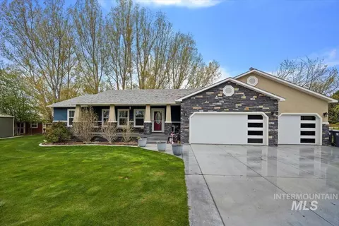 809 Eastridge Dr, Kimberly, ID 83341