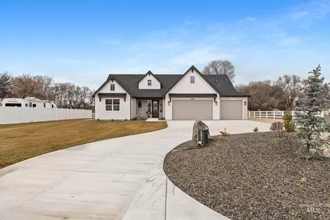 17115 N Hess Pl, Nampa, ID 83687