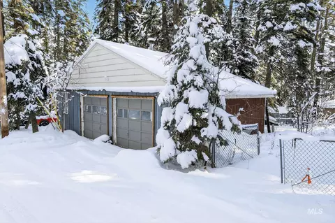 Exterior - 654 Bings Rd, Cascade, ID 83611 photo 2 of 15