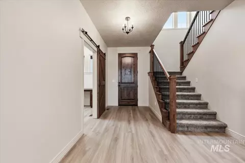 Entry Way - 7800 W Flathead Lake St, Eagle, ID 83616 photo 1 of 6