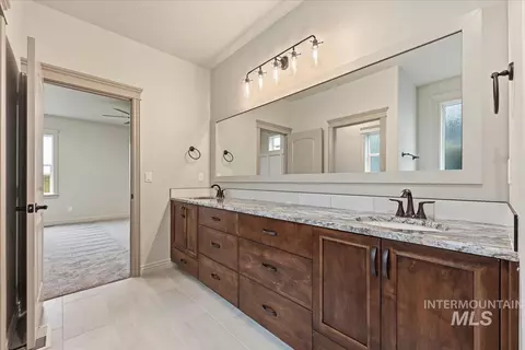 Bath - 7800 W Flathead Lake St, Eagle, ID 83616 photo 3 of 5