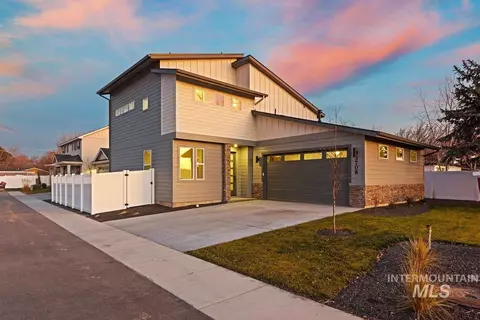 3736 N Jackie Ln, Boise, ID 83704