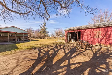 Exterior - 3918 E 3600 N, Hansen, ID 83334 photo 8 of 11