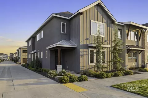 3353 S Old Hickory Way, Boise, ID 83716