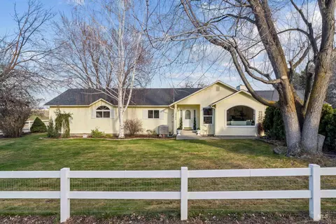 25164 Lansing Ln, Middleton, ID 83644