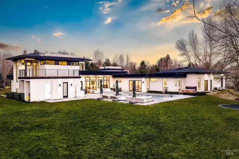 Exterior - 348 E Riversedge Dr, Eagle, ID 83616 photo 1 of 7