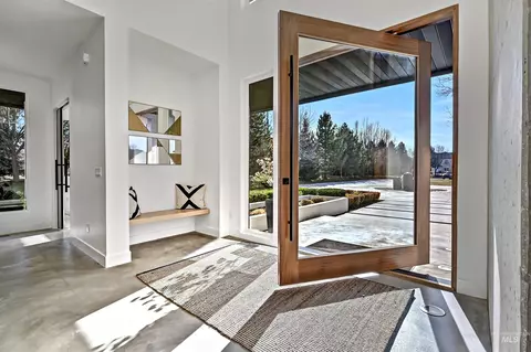 Entry Way - 348 E Riversedge Dr, Eagle, ID 83616 photo 1 of 3