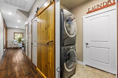 Entry Way - 2140 Valley View Dr, Weiser, ID 83672 photo 1 of 2