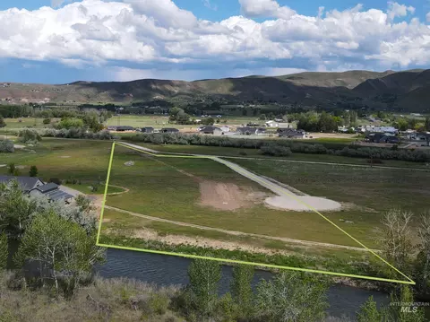 2475 River Rnch, Emmett, ID 83617