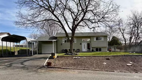 2253 Bellevue Dr, Clarkston, WA 99403