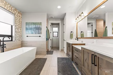 Bath - 7040 W Founders St, Eagle, ID 83616 photo 2 of 5
