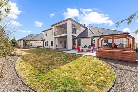 Exterior - 7040 W Founders St, Eagle, ID 83616 photo 5 of 9
