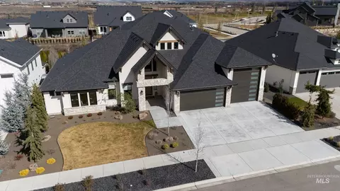 Exterior - 7040 W Founders St, Eagle, ID 83616 photo 2 of 9