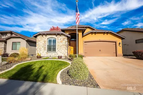 178 E Rio Colinas Dr, Meridian, ID 83646