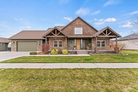 1785 Walnut Ave, Fruitland, ID 83619