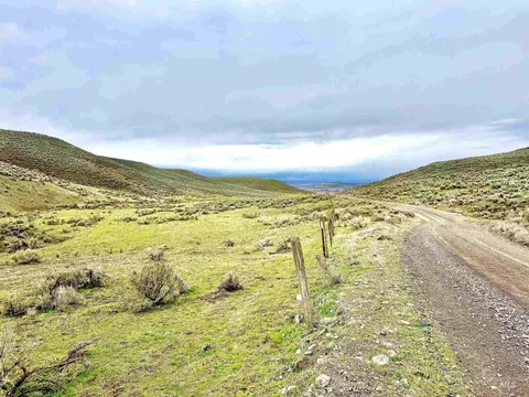 tbd Bully Creek Rd, Vale, OR 97918 photo 3