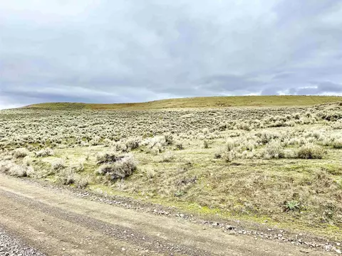 tbd Bully Creek Rd, Vale, OR 97918 photo 6
