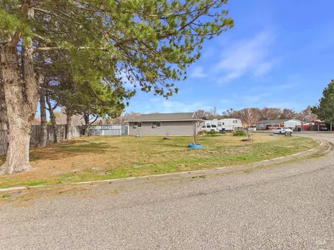Exterior - 1618 Gingko, Rupert, ID 83350 photo 3 of 3