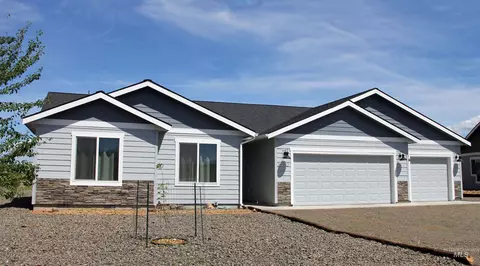 2272 Golf Ln, Council, ID 83612