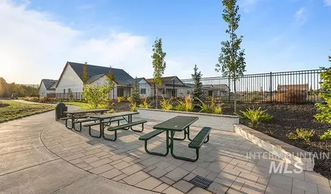 2555 E Skokie St, Eagle, ID 83616 photo 5