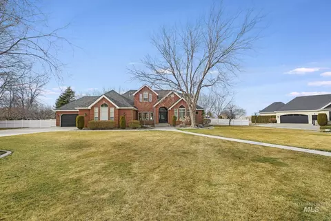 1067 Laurelwood Ct, Twin Falls, ID 83301