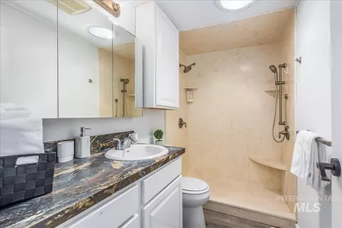 Bath - 9412 W Wright St, Boise, ID 83709 photo 2 of 3