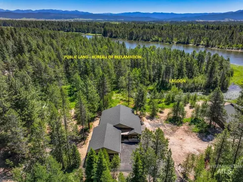 12930 Dawn Dr, Donnelly, ID 83615
