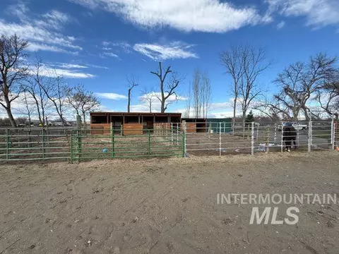 Exterior - 848 Jonathan Rd, Weiser, ID 83672 photo 8 of 12