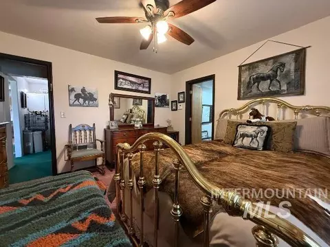 Bedroom - 848 Jonathan Rd, Weiser, ID 83672 photo 2 of 8