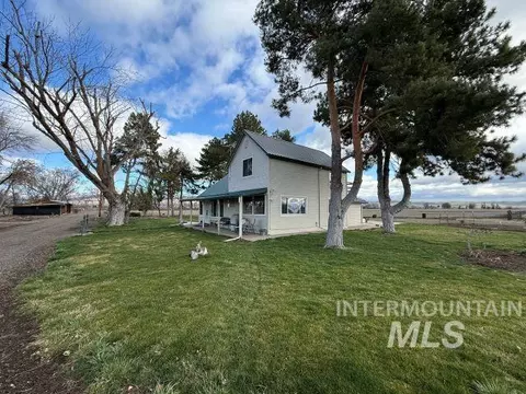 Exterior - 848 Jonathan Rd, Weiser, ID 83672 photo 1 of 12